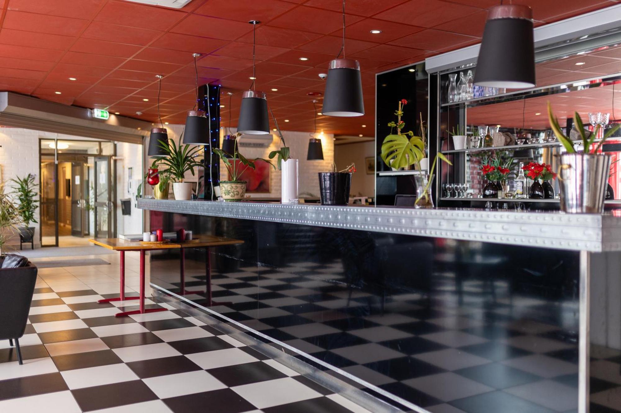 Halmstad Hotel Apartments ภายนอก รูปภาพ