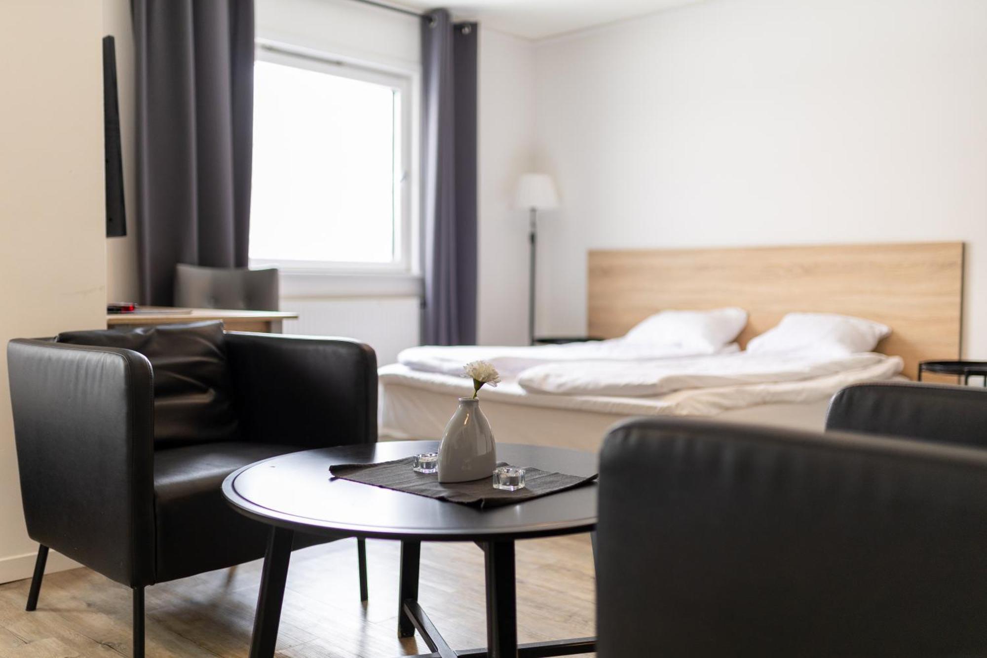 Halmstad Hotel Apartments ภายนอก รูปภาพ